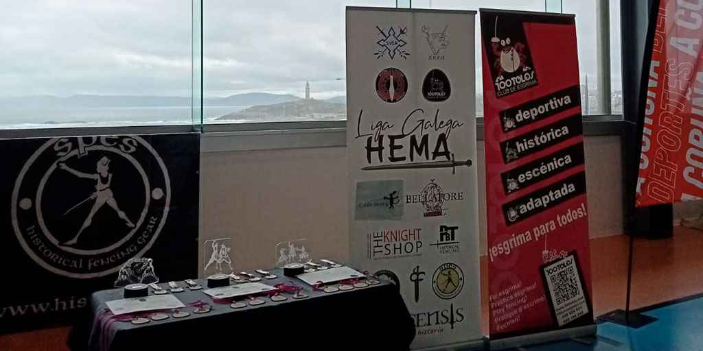 Trofeos y vistas a la Torre de Hércules